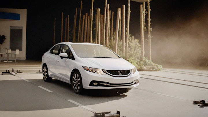 Honda Civic - Showroom Drive