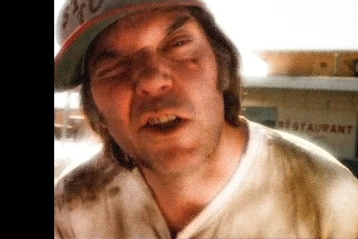 Neil Young & Crazy Horse THIS TOWN