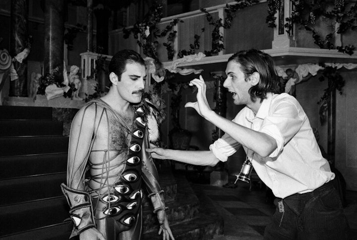TIM POPE - queen_freddie_mercury_with_director_tim_pope_1984_poster_297x42cm_a3_h_008494511_6