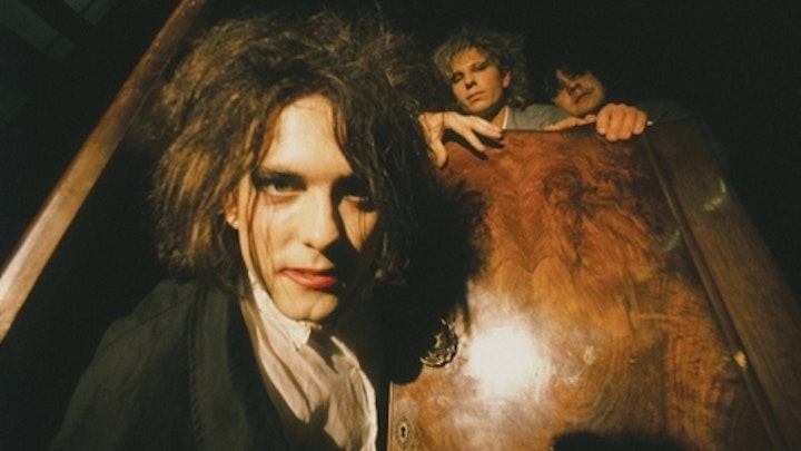 THE CURE "CLOSE TO ME" - 