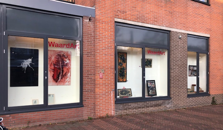 waardart vitrine markt -