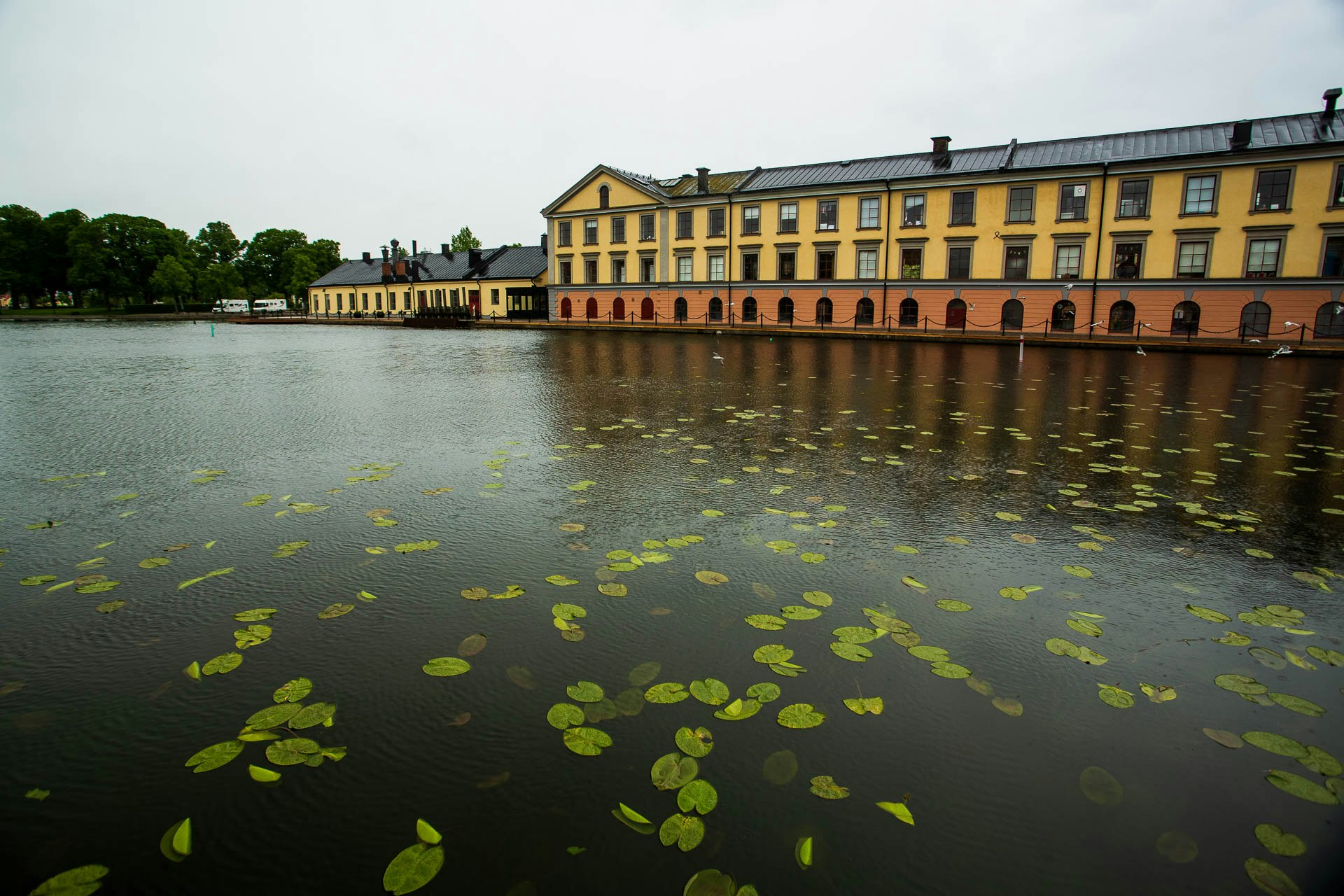 Hllby frs med Tumbo och Rby Rekarne Husby Rekarne Eskilstuna Kloster Bedroom 3(outbuilding, room with external access only): 2 x single bed. Hyra stuga/semesterhus - Mikael - satisfaction-survey.net