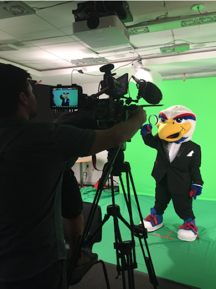 All-American Agent Clawed -