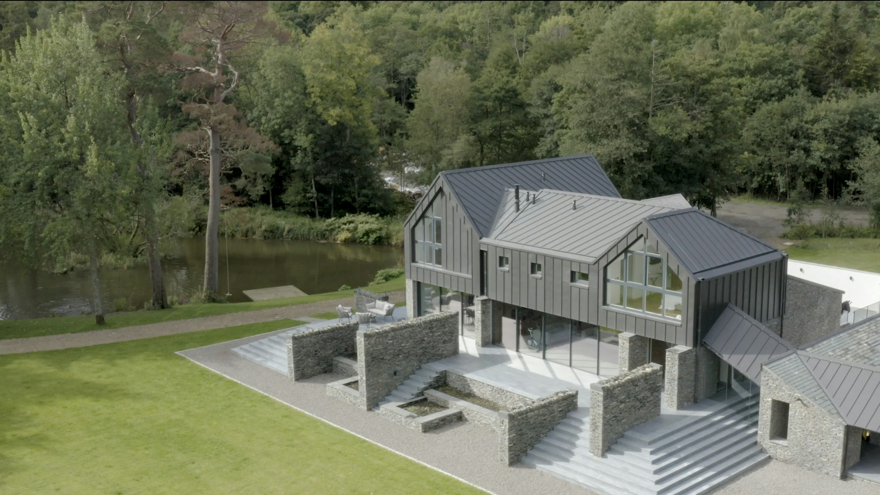 Crosby Granger - Water End House