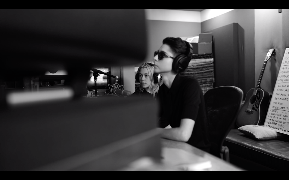 matt berninger - walking on a string (feat. phoebe bridgers) -