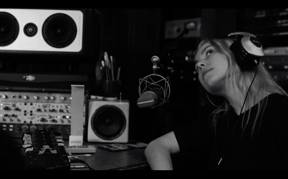 matt berninger - walking on a string (feat. phoebe bridgers) -