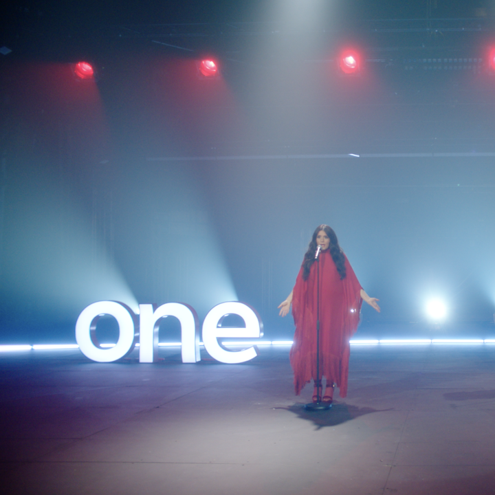 Jessie Ware - Please (Special Performance on The One Show)