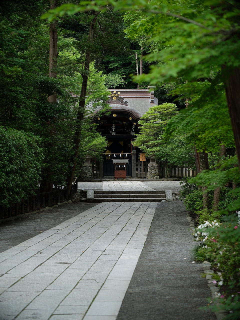 神社　Shrines