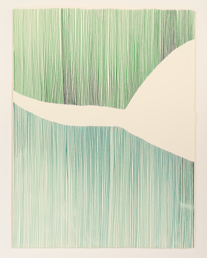 SOFT LANDING 50cm x 38cm LISA DREDGE© 2025