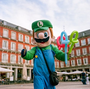 Muñecos | La vida no siempre es un carnaval - Luigi