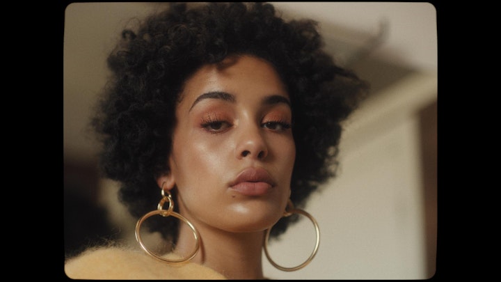 Jorja Smith x Vevo -