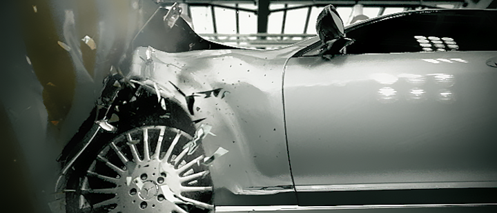 The Embassy - Mercedes-Benz » Crash