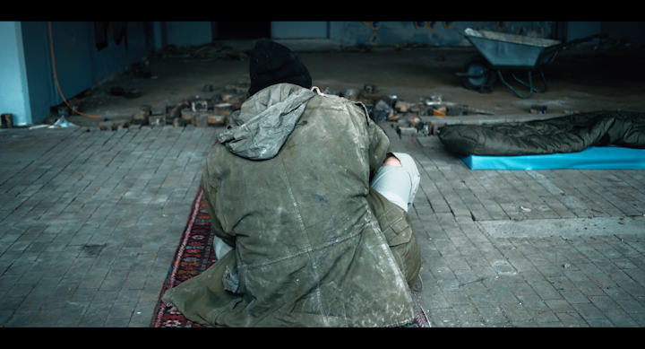 Master.00_01_19_20.Standbild003 -