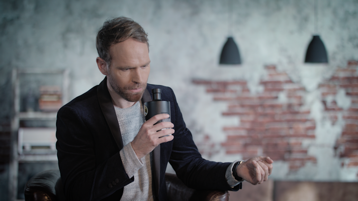 GIN&GENTS_still_04 -