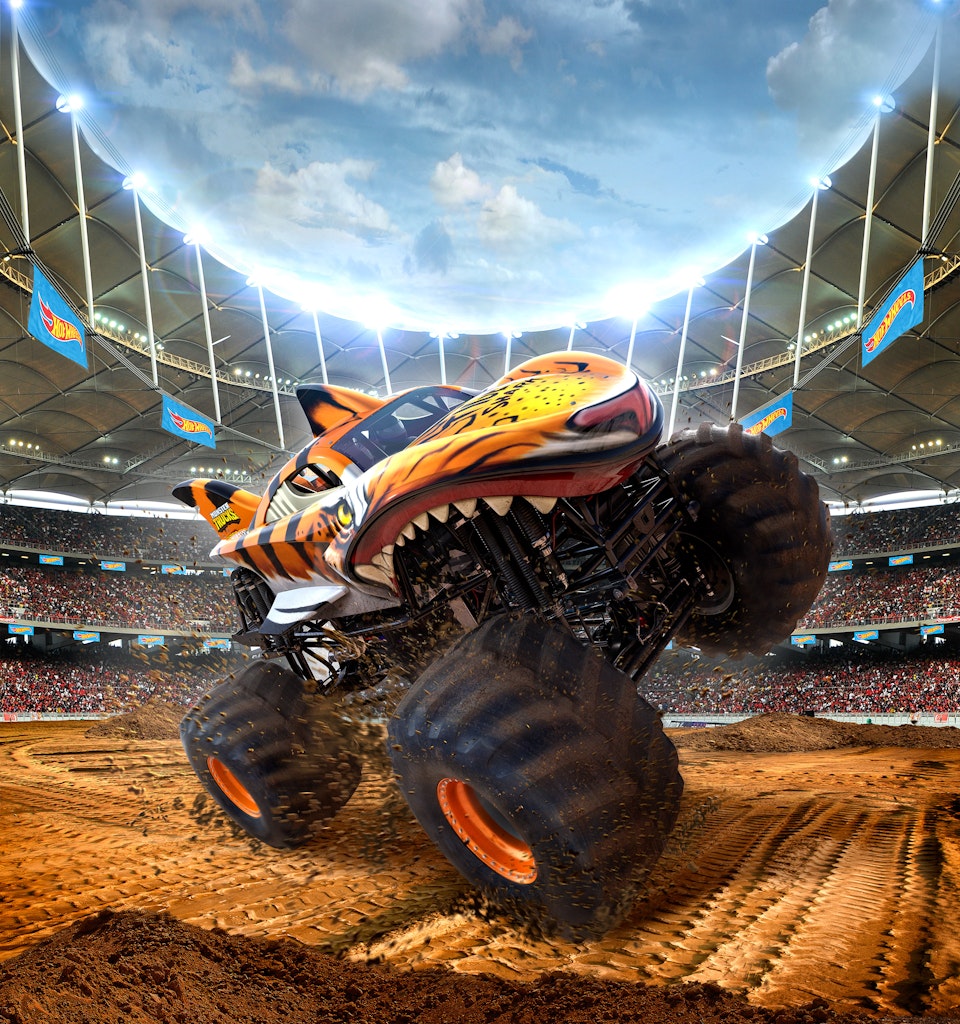 MONSTER TRUCKS LIVE