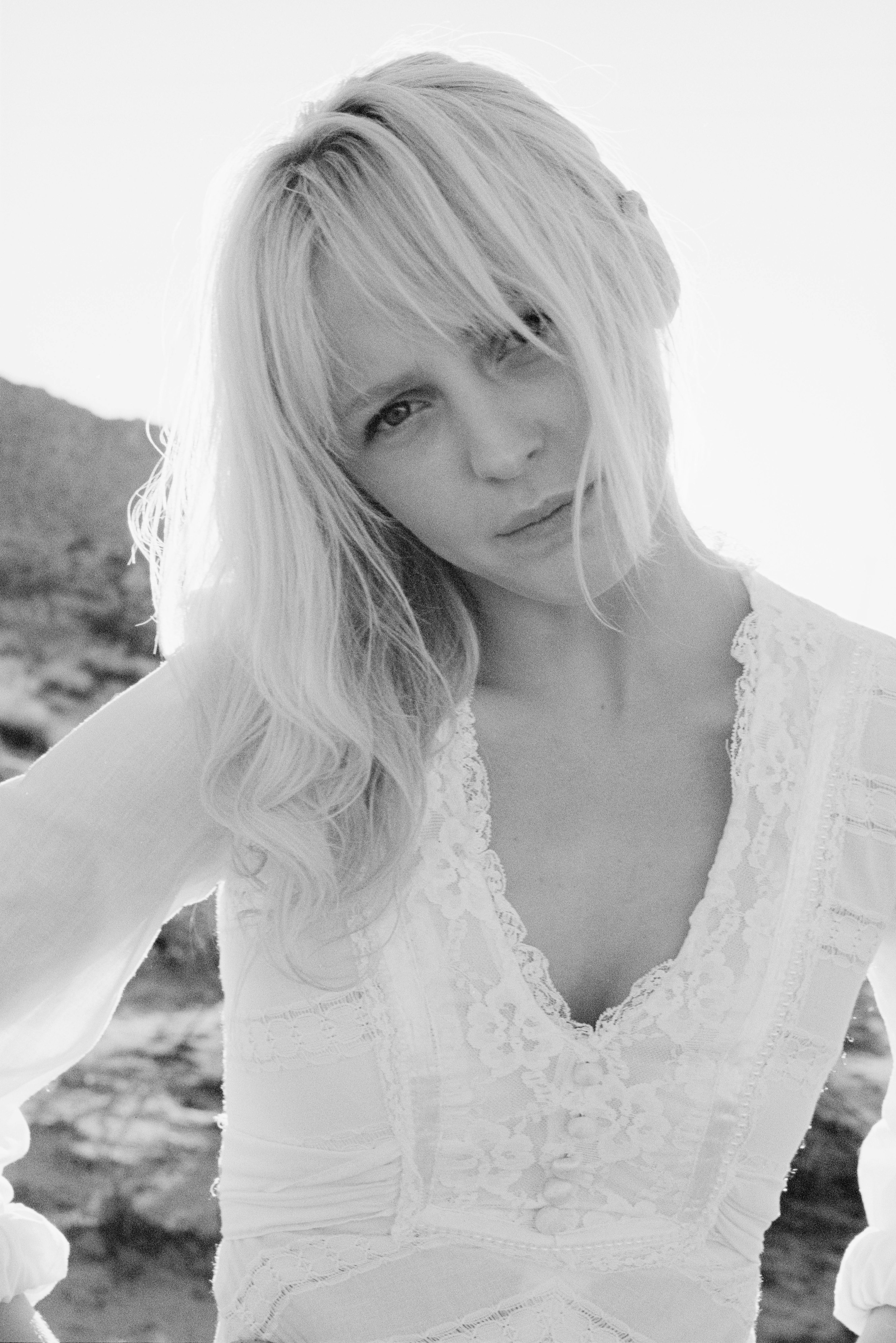 Laura Justin press -