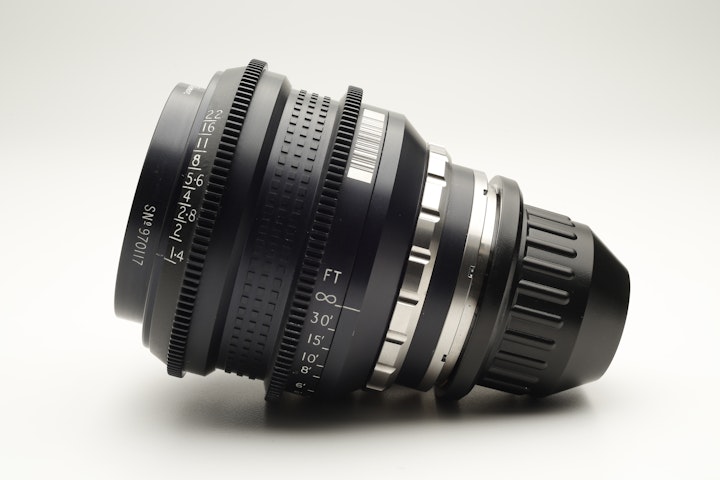 Leitz 80mm T1.4  ‘Close Focus’ (FF)