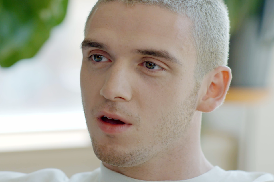 MICROSOFT "My Blue Thoughts" LAUV