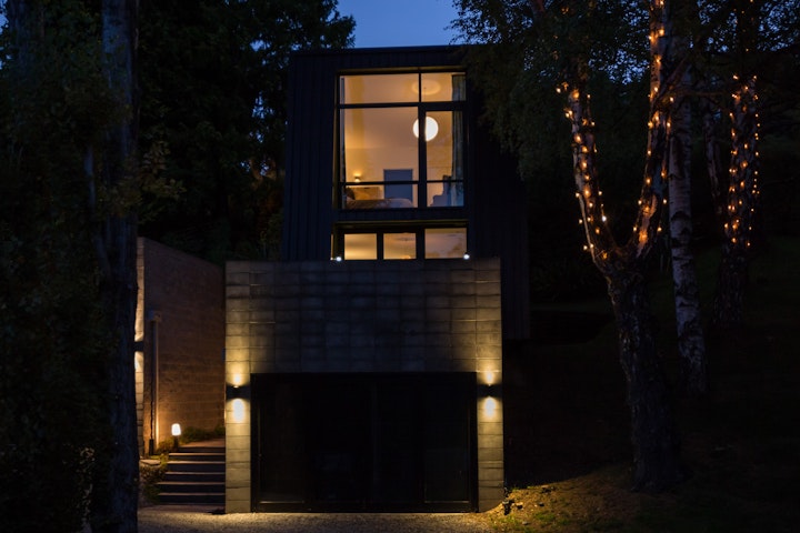 The Black House part one - The architectural lighting at The Black House in Queenstown complements the building form designed by Stacey Farrell