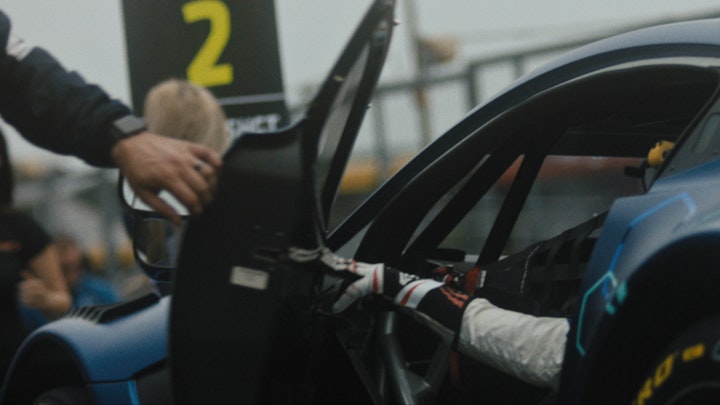 faceoff Racing X Aston Martin Racing -