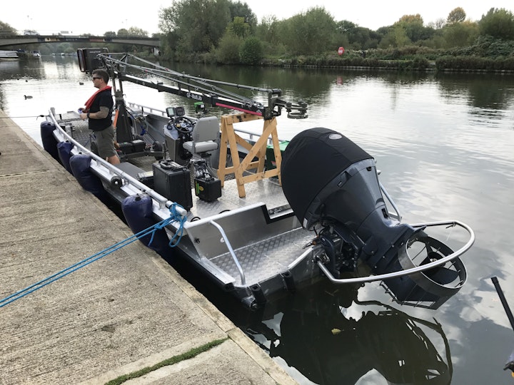 Large Camera Boat - building the Crane
