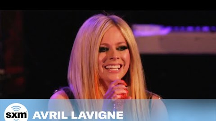 Avril Lavigne performs her 2002 breakout hit "Complicated" live for SiriusXM + Pandora's Small Stage Series.