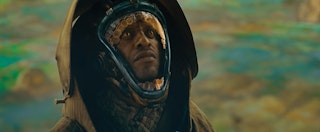 THE MAN WHO FELL TO EARTH - ANTHEAN BREATHING SUIT