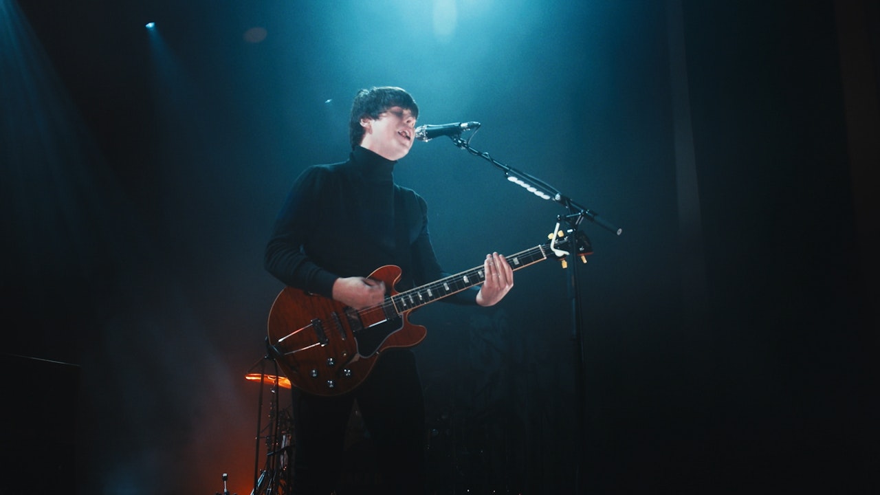 DOCUMENTARY_JAKE_BUGG_LIVE_ACROSS_THE_LOWLANDS_01