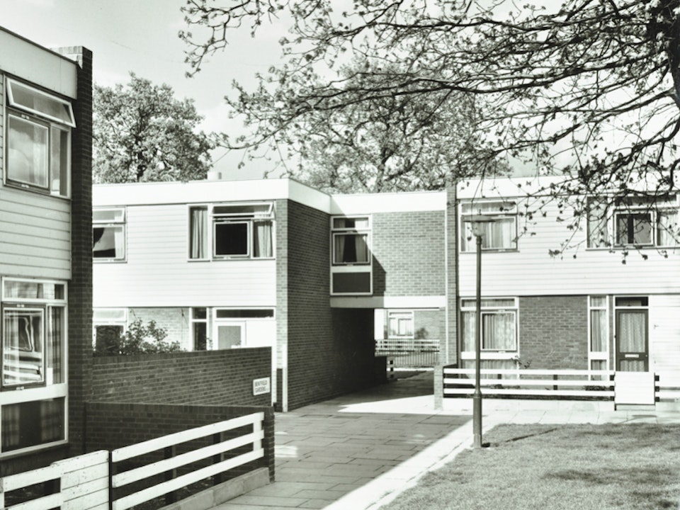 MEMORIES OF GROVE PARK YOUTH CLUB - Residential tenements on Chinbrook Estate, Grove Park Road, 1967