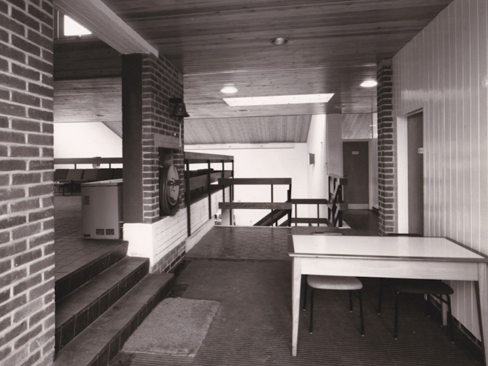 MEMORIES OF GROVE PARK YOUTH CLUB - Entrance hallway to GPYC, 1966.  © LMA. Courtesy of Leo Hallissey