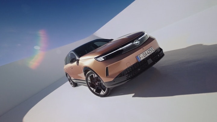 Opel - New Grandland