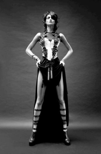 AESTUS Magazine – The Flower and the Spine