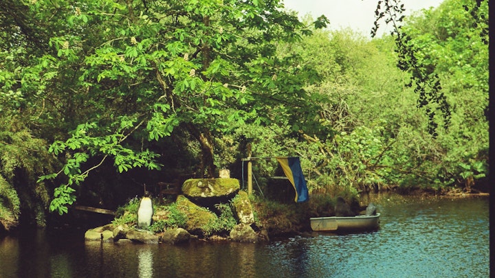 Photography - I passed this weird microcosm while cycling to Gweek, Cornwall, where a friend lives on a houseboat. The boat is more house than boat and can barely float, and there was only one penguin left on this mini-Ukraine. As the locals would say: it's all Gweek to me.