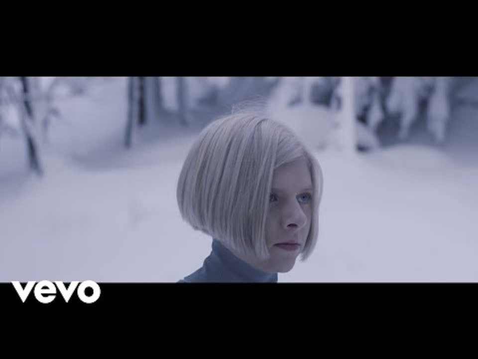 Aurora - Runaway