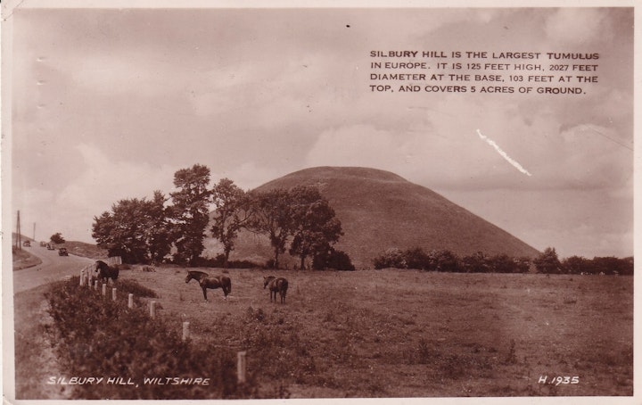 Postcard of Silbury Hill, Wiltshire (Valentine & Sons, Ltd., Dundee & London) posted on 6th August 1945