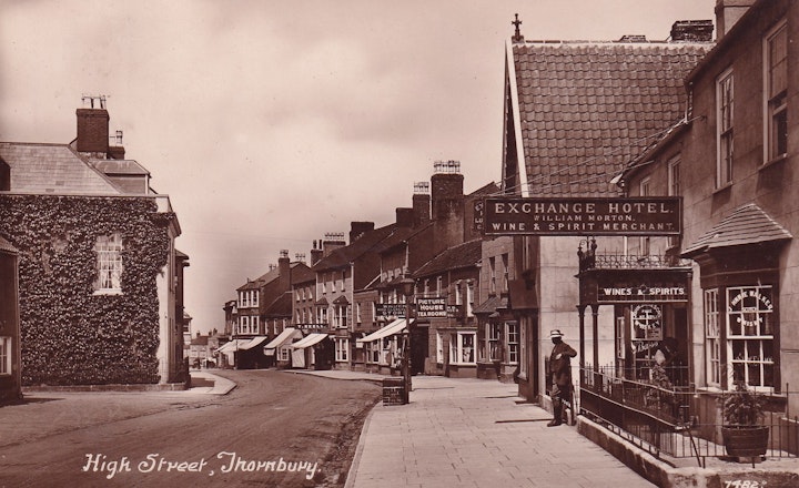 Hight Street, Thornbury in Gloucestershire posted on 12th September 1934.