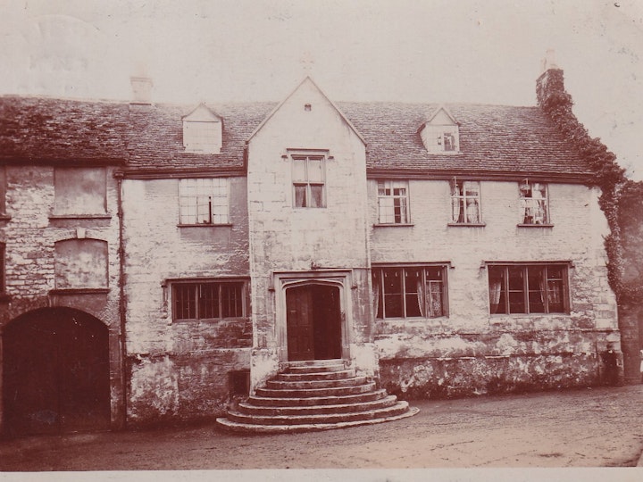 Probably somewhere near Dursley posted on 20th August 1907 1/2