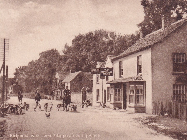 Lord Fithardinge's hounds outside the Huntsmans House (The Cotswold Publishing Co., Ltd., Wotton-under-Edge).