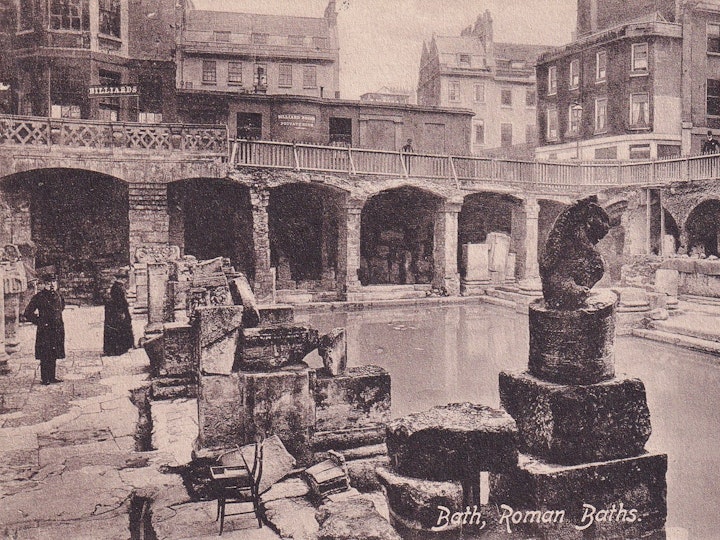 The Roman Baths at Bath (F. Frith & Co. Ltd) posted on 3rd May 1909.