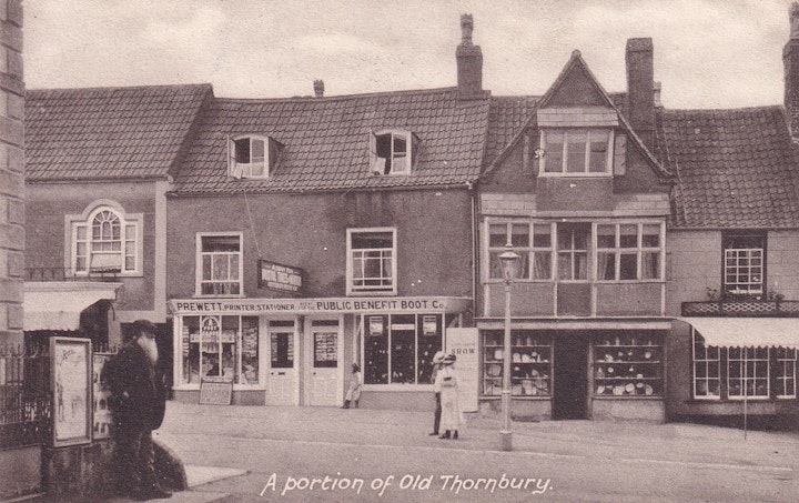 Prewett the Printers and Stationers in Thornbury in Gloucestershire - the same company that printed and published the postcard (A. Prewett, Thornbury) posted on July 14th 1909 1/2.