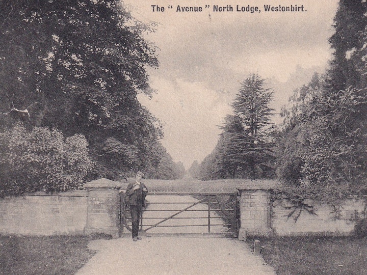 The Avenue, North Lodge, Westonbirt Tomkins & Barret, Swindon).
