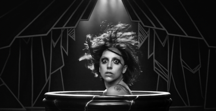 Lady Gaga     'Applause'