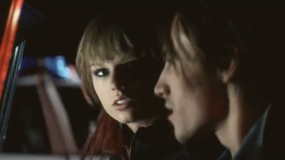 Taylor Swift  "I Knew You Were Trouble"