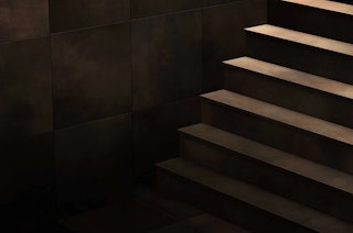 illustration d'escalier en métal avec lumière venant du haut créant un dégradé diffus