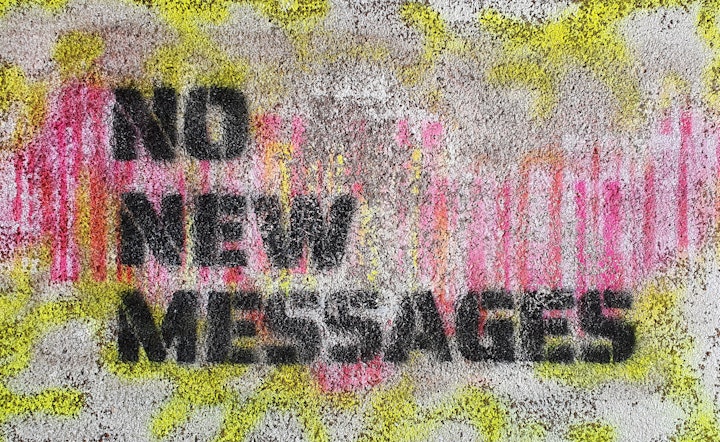 "No New Messages" (V2).
Mixed media. 100x60cm.