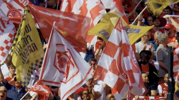 CONTACT - Comave ⋯ English