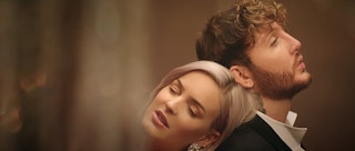 Anne Marie & James Arthur - Rewrite the Stars