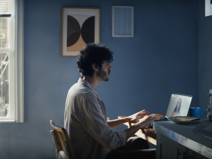 SAMSUNG / Galaxy book 2 / MJZ / HENRY HOBSON