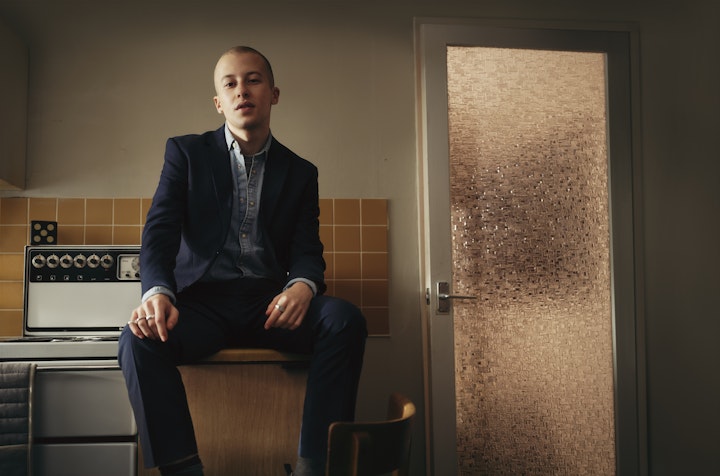 H&M: One Second Suit - Styled by: Freddie Foster Kemp
Shot By: Tom Sloan
Produced By: Uncommon London
