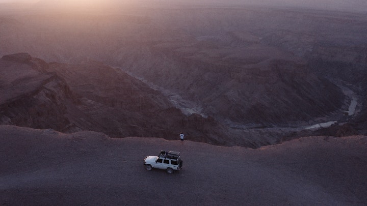 Between San and Insanity